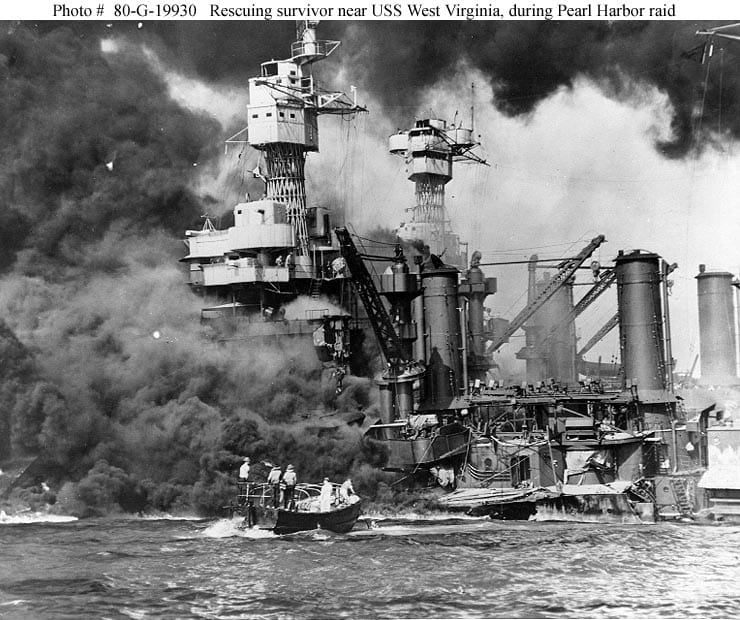 Fotografía oficial U.S. Navy, colección National Archives.