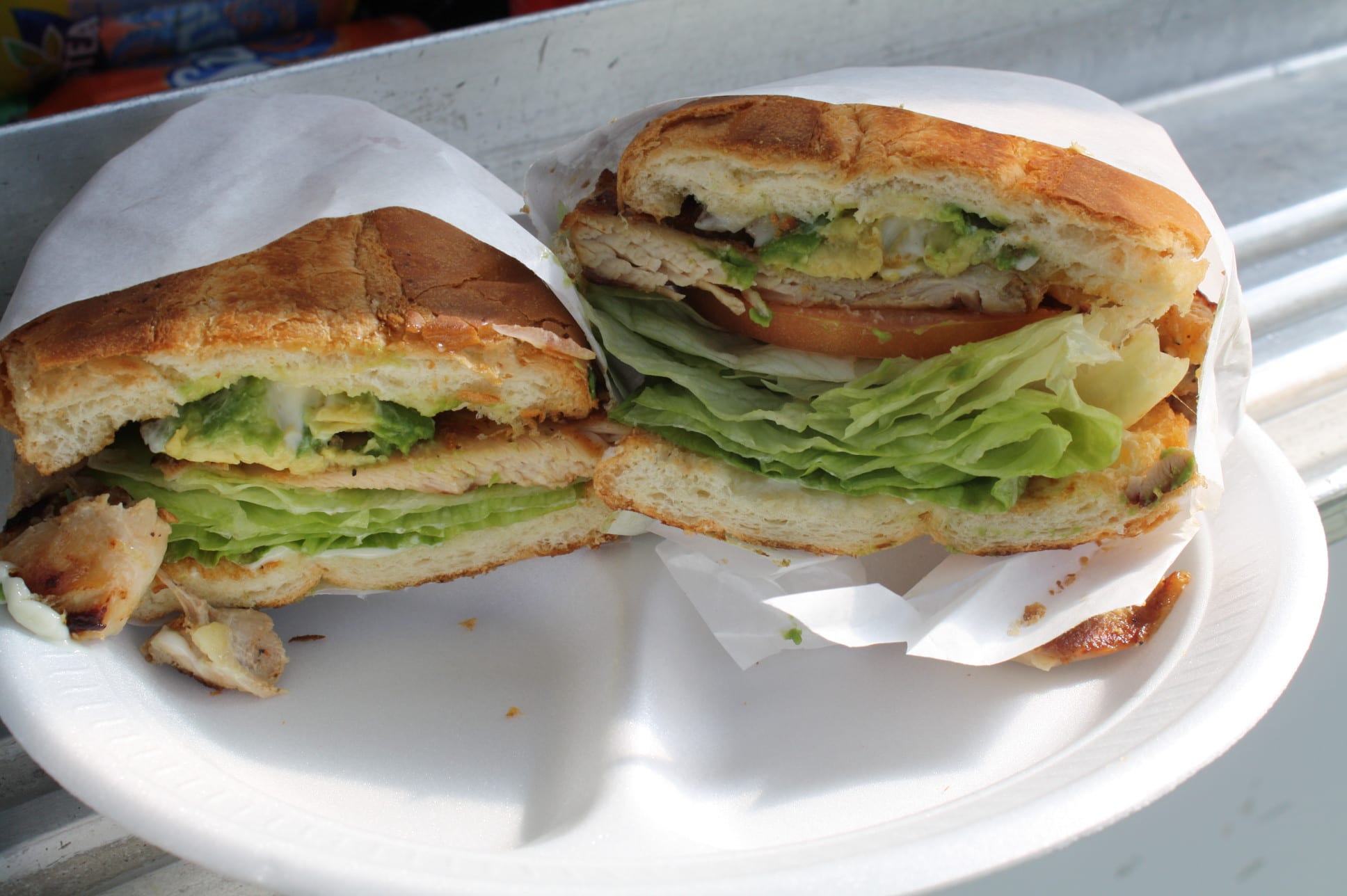 Torta de pollo asado, una de las preferidas. (Foto de Agustín Durán/El Pasajero).