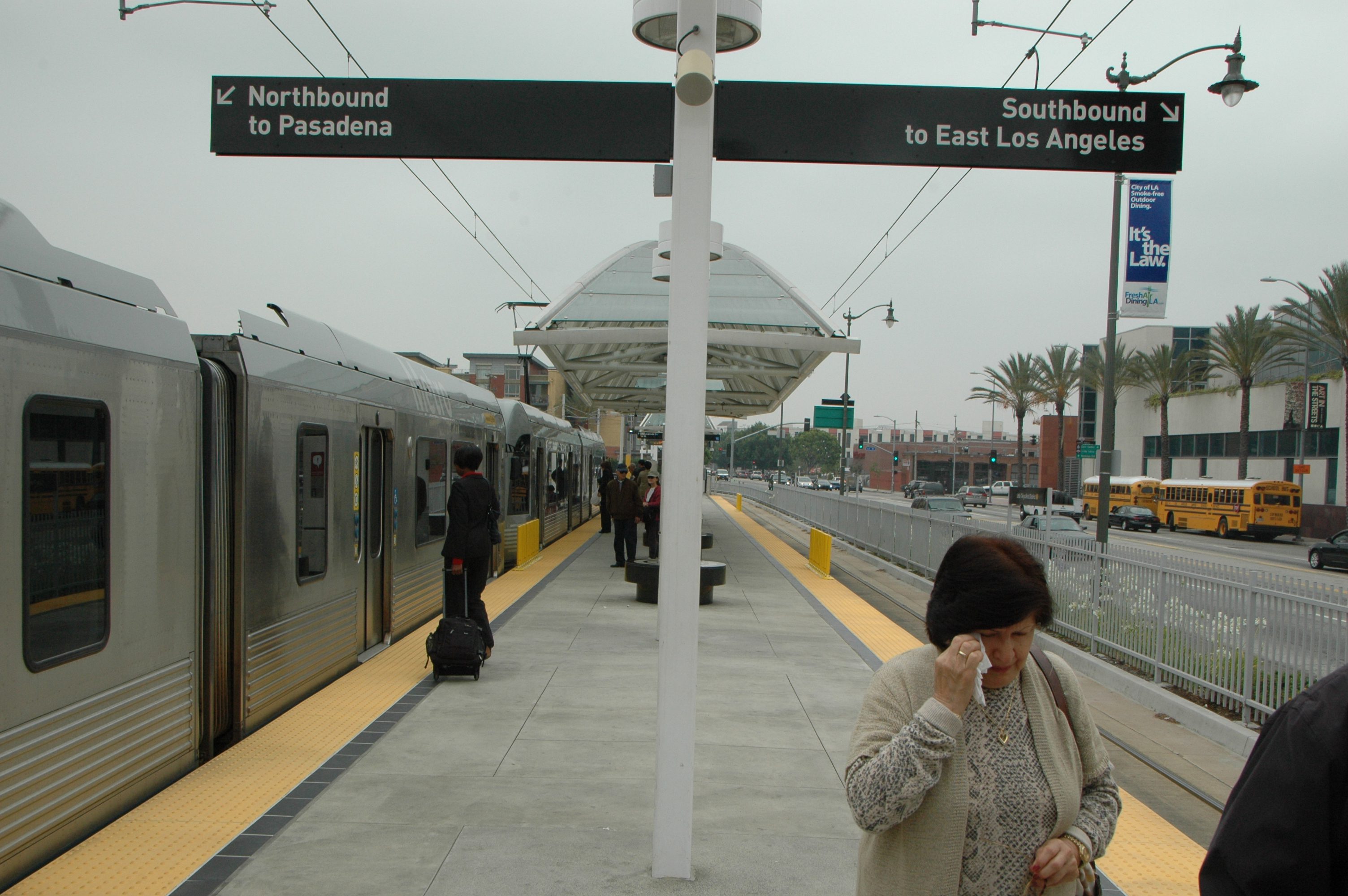 Estación de Little Tokyo de la Línea Dorada del Metro. (Foto José Ubaldo/El Pasajero).