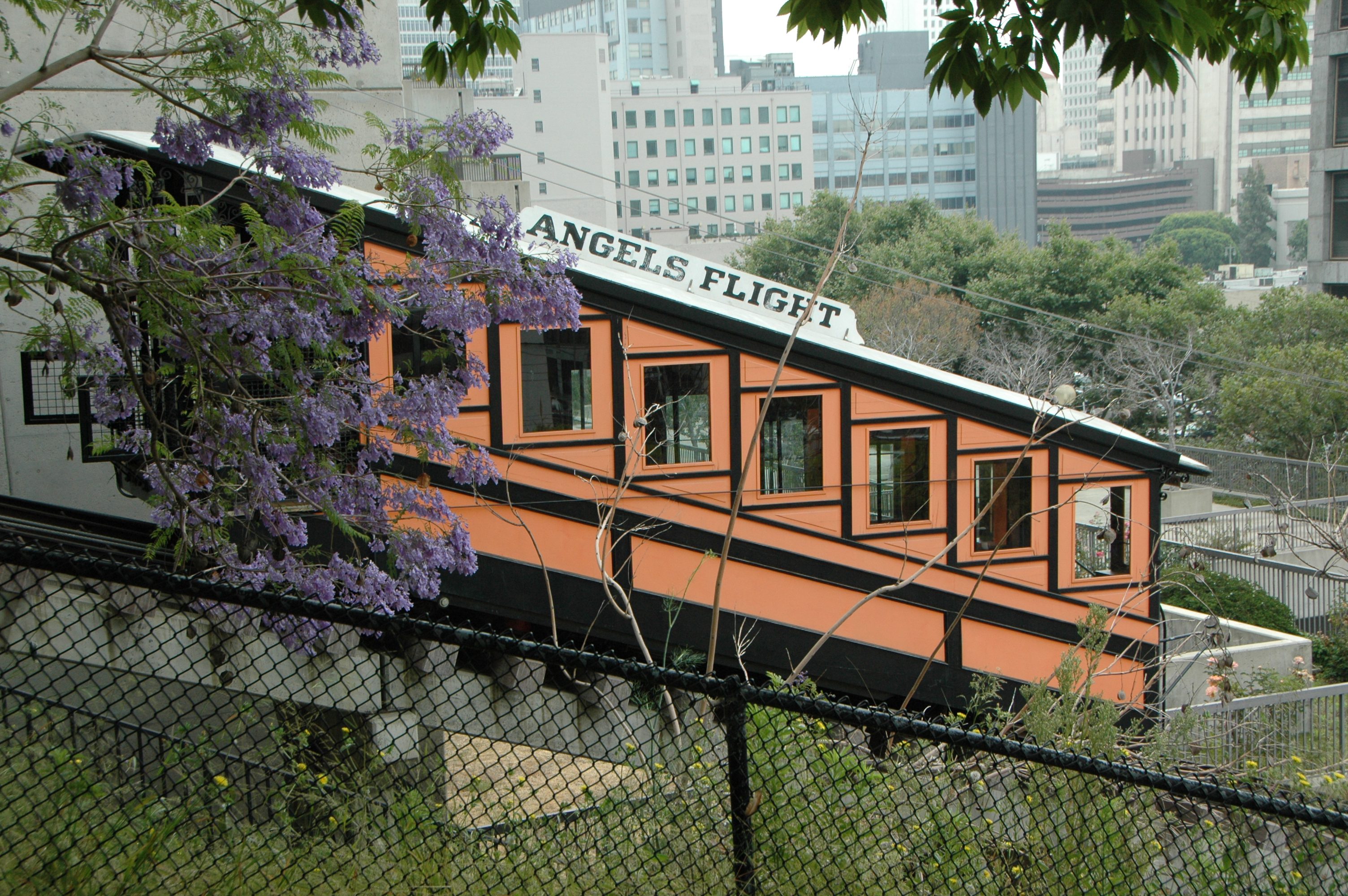 El precio del pasaje del tren Angels Flight subirá 50 centavos de dólar el próximo lunes 12 de marzo. (Foto José Ubaldo/El Pasajero). 
