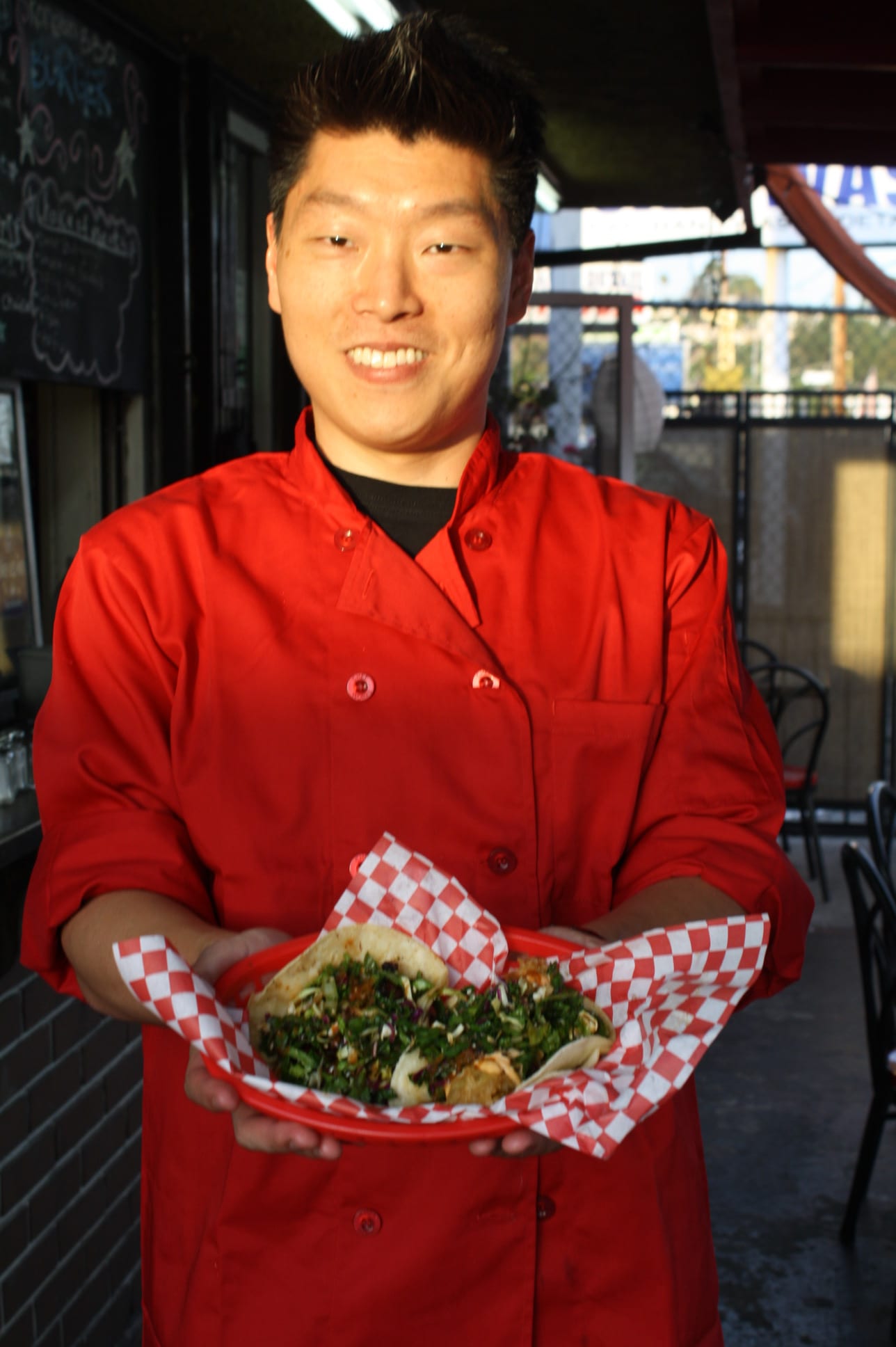 Gavin Cha, dueño de Cha Cha Chili. (Foto Agustín Durán/El Pasajero).