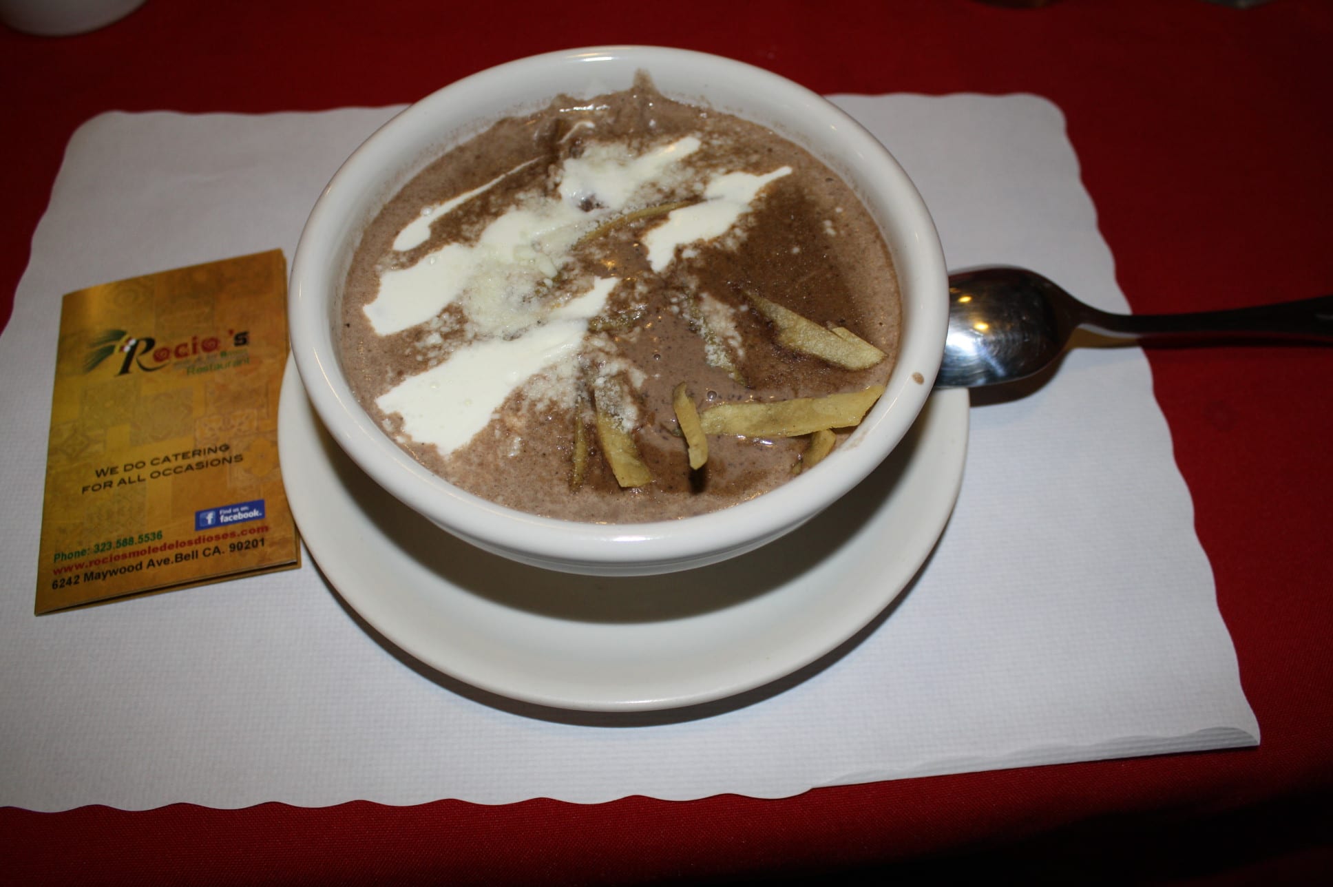 Diosa Azteca o sopa de tortilla, para chuparse los dedos. (Foto Agustín Durán/El Pasajero).