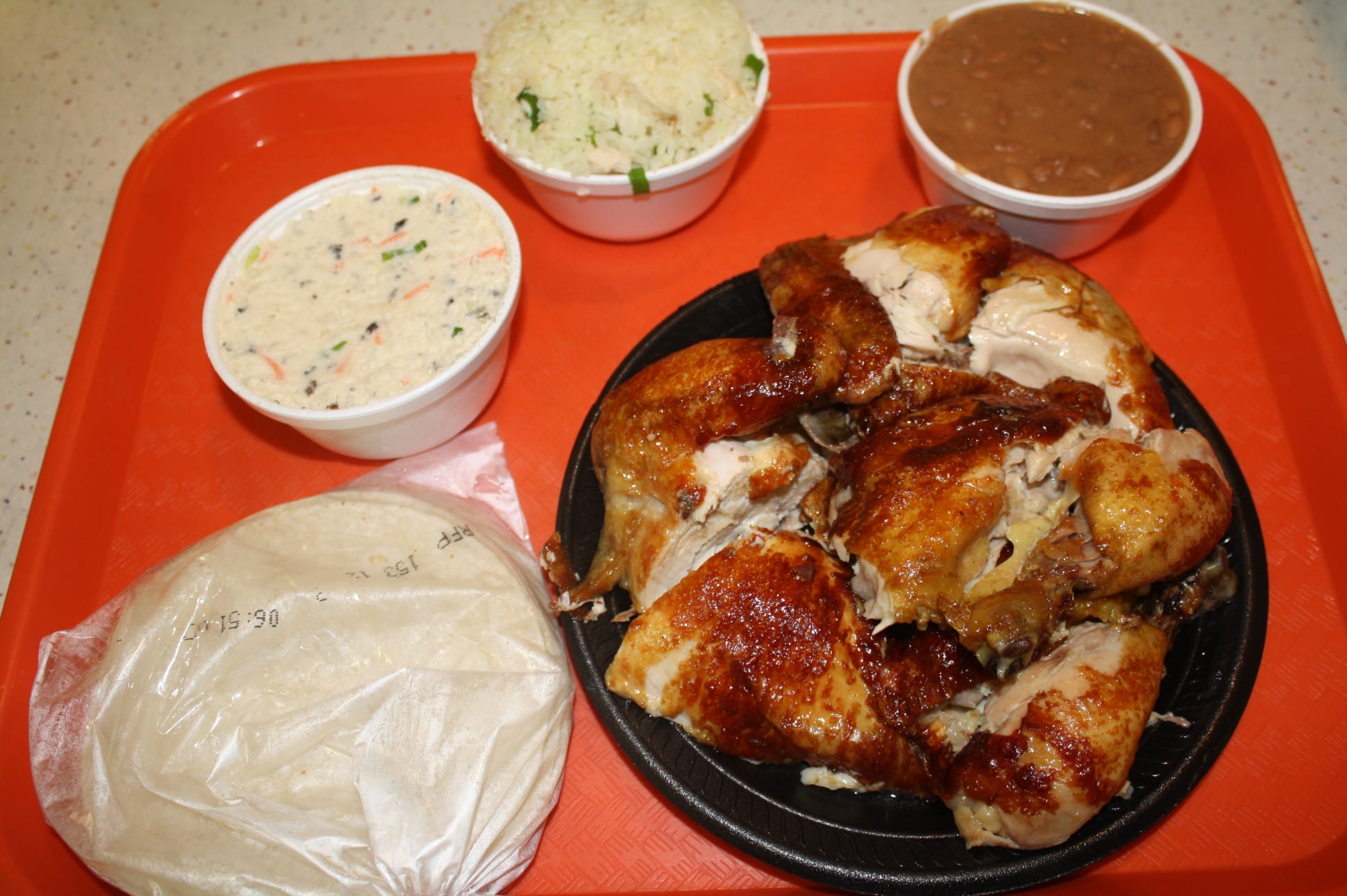 El famoso Mini Pak, para tres personas. (Foto Agustín Durán/El Pasajero).