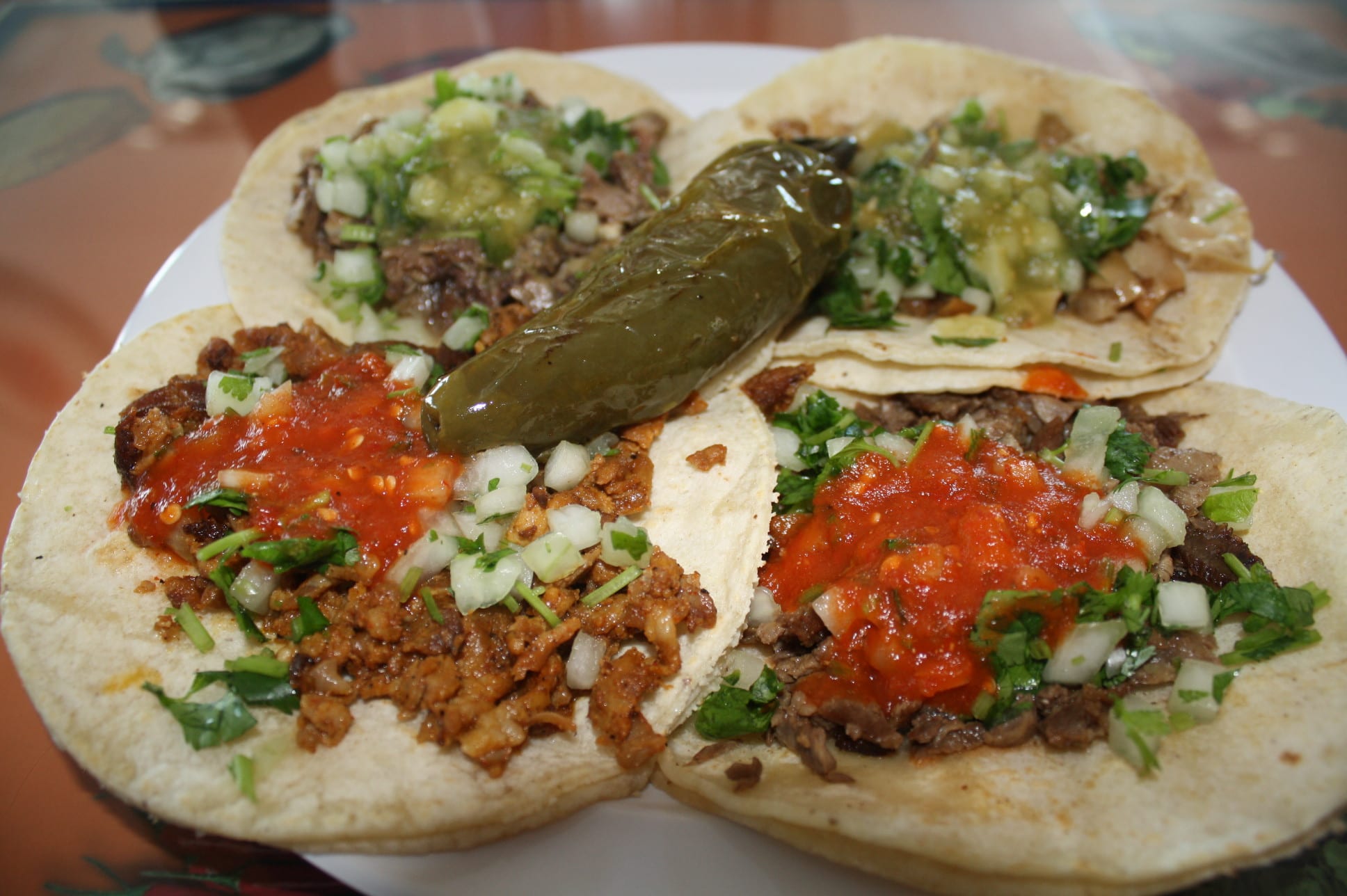  Los tacos son los más solicitados en el restaurante ¡A que tacos Leonor! En el este de Los Ángeles. (Foto Agustín Durán/El Pasajero)