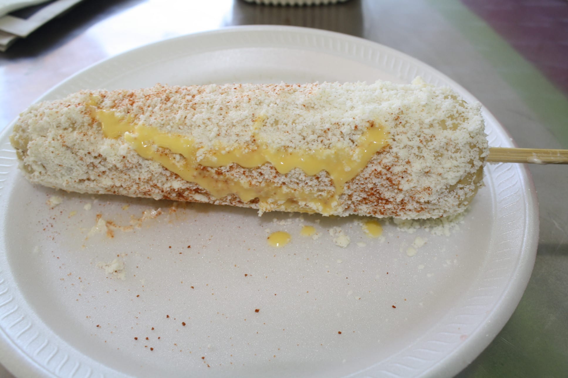 Elote cocido con mayonesa. (Foto Agustín Durán/El Pasajero)
