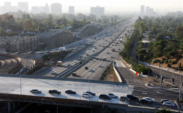 El puente Sunset Bridge inició sus operaciones esta mañana con ocho carriles. (Foto Ned Racine/Metro).