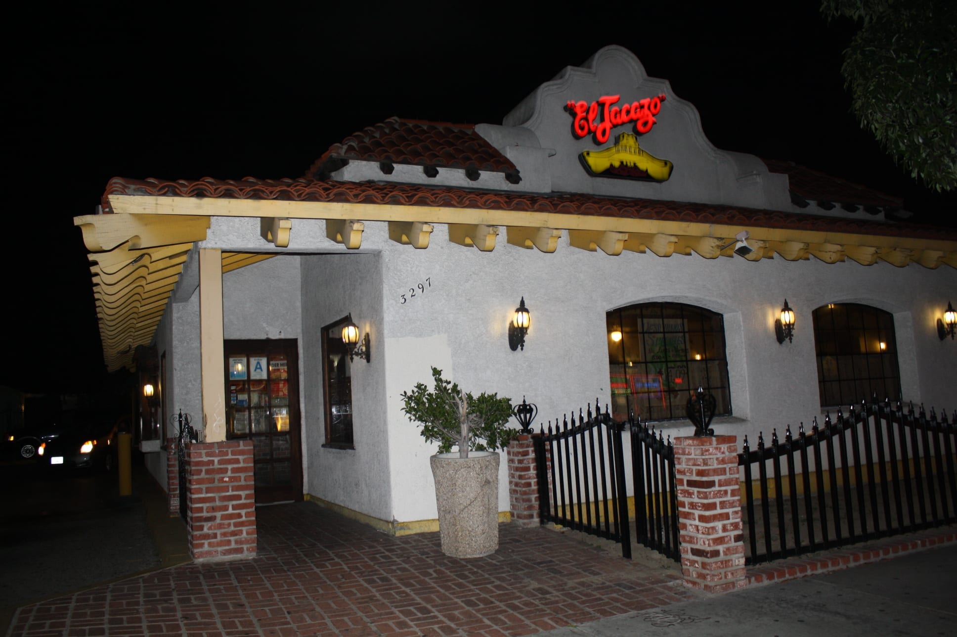 El Tacazo El Tacazo en South Gate. (Foto Agustín Durán/El Pasajero).