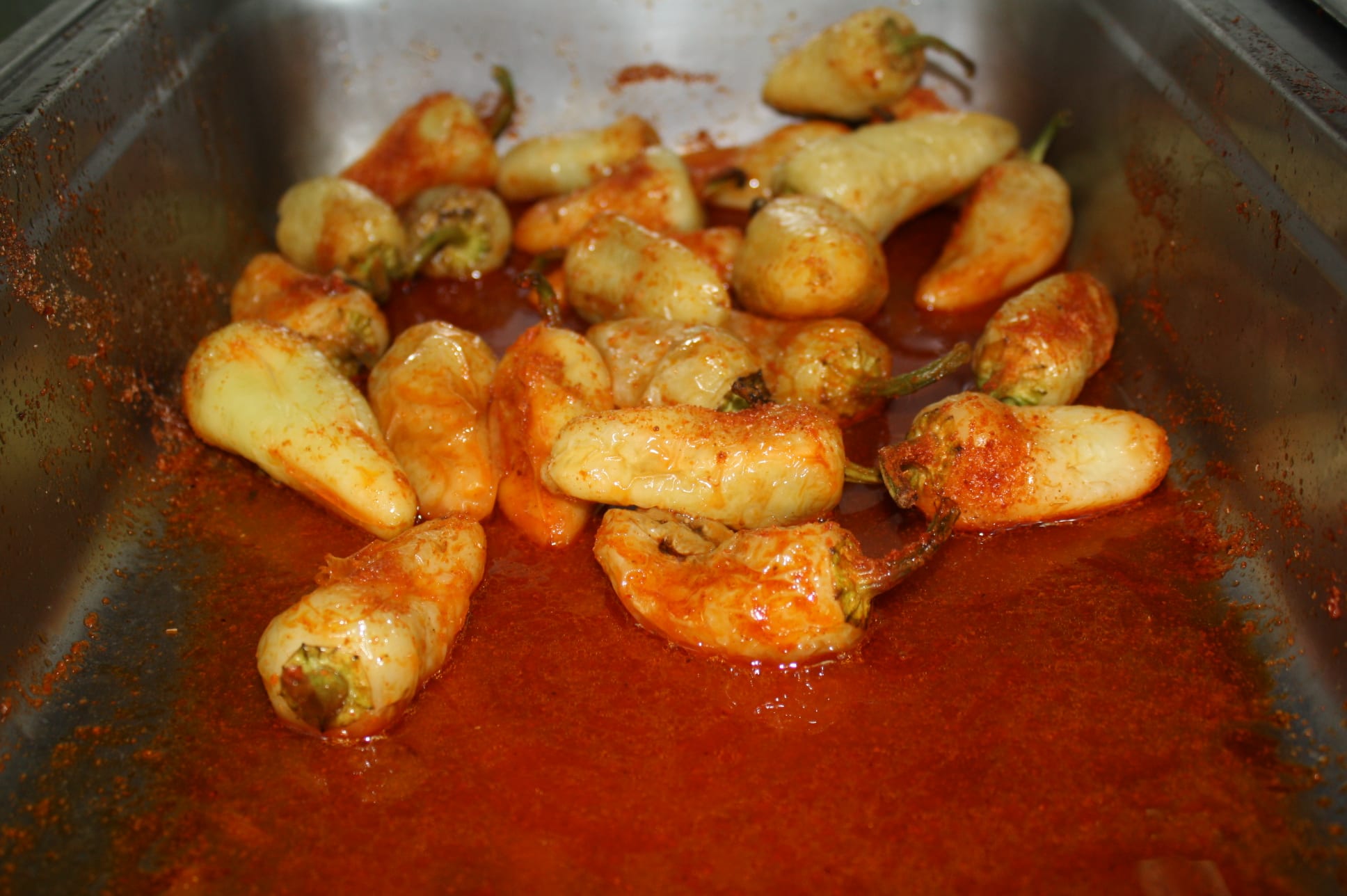 Tacos Baja Chiles güeros asados y bañados con páprika. (Foto de Agustín Durán/El Pasajero)