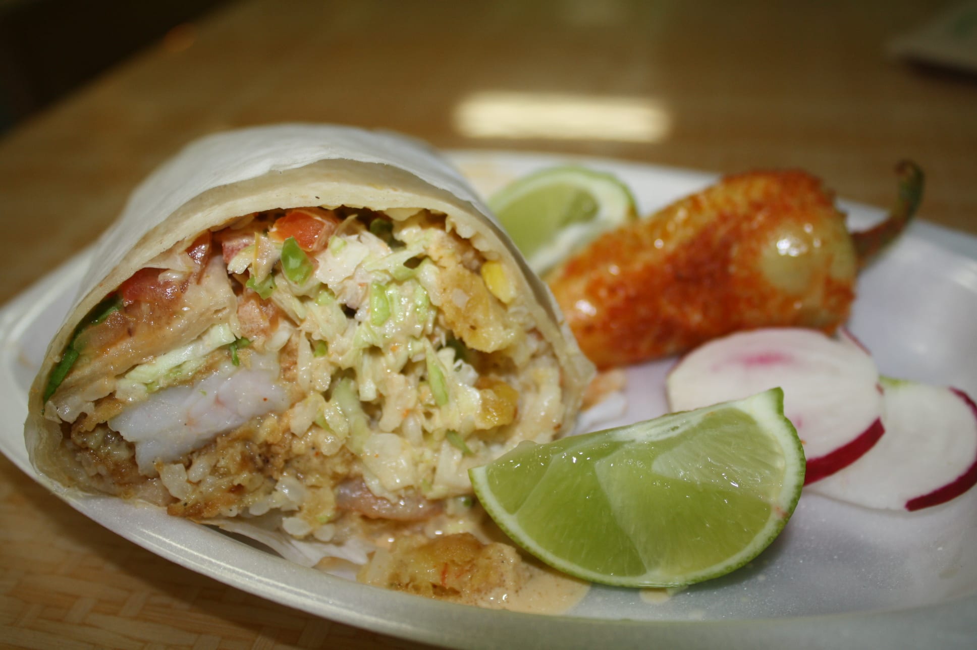 Tacos Baja Burritos de camarón (Foto Agustín Durán/El Pasajero)