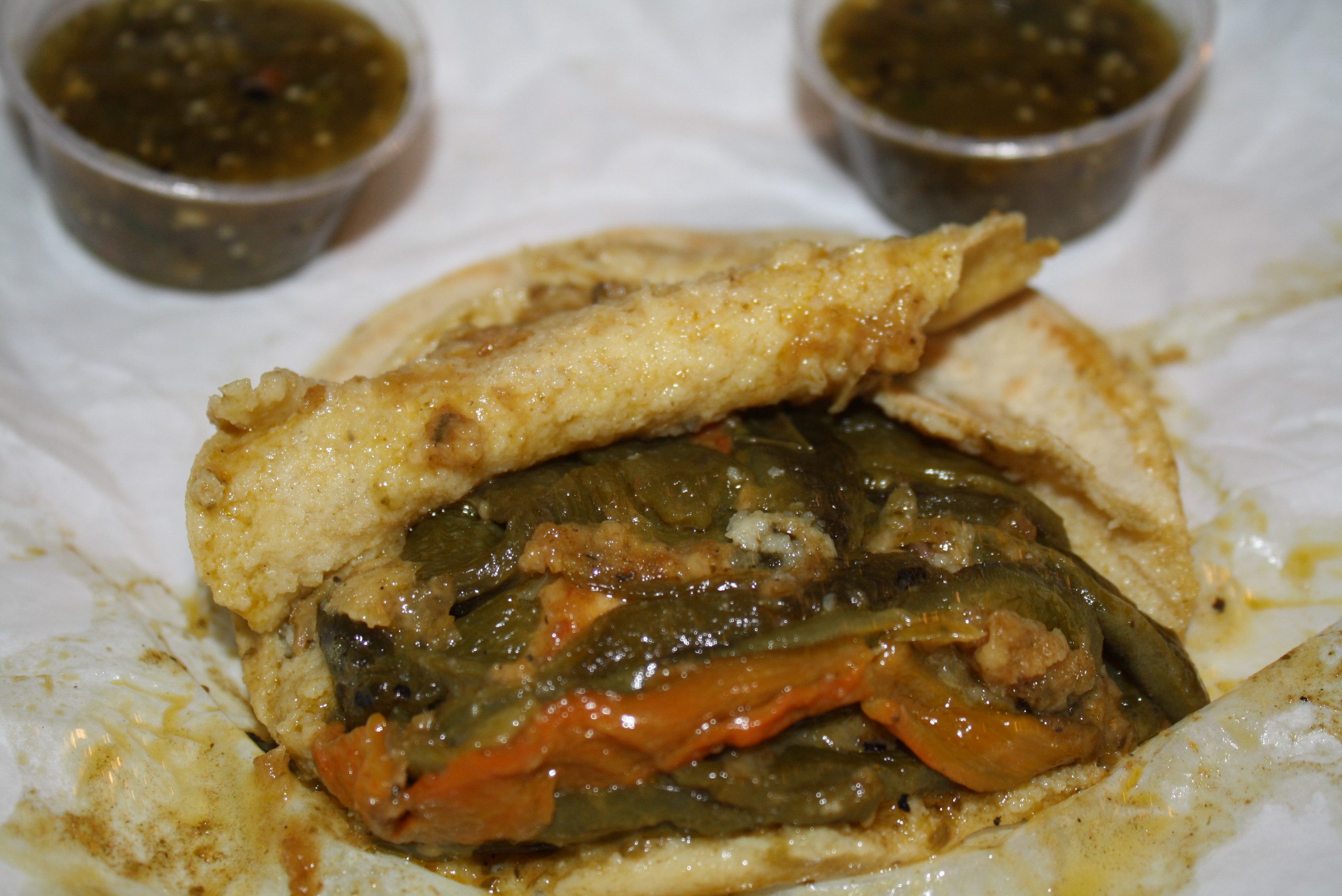 Gordita de rajas con queso (Foto de Agustín Durán/El Pasajero).
