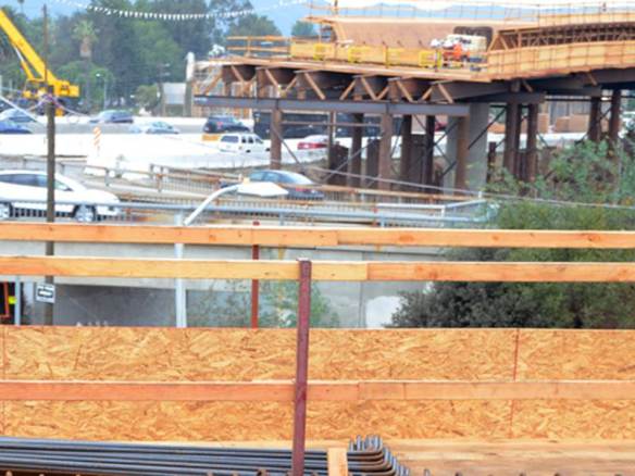 Reconstrucción de rampas en Wilshire Boulevard. Foto: Metro