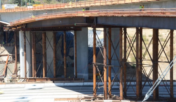 405mulholland_bridge_demo_002