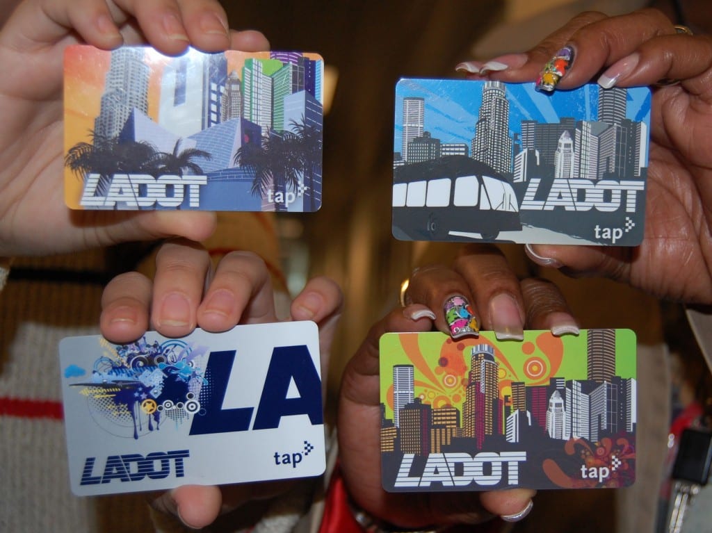 Diseños actuales de las tarjetas TAP de LADOT.