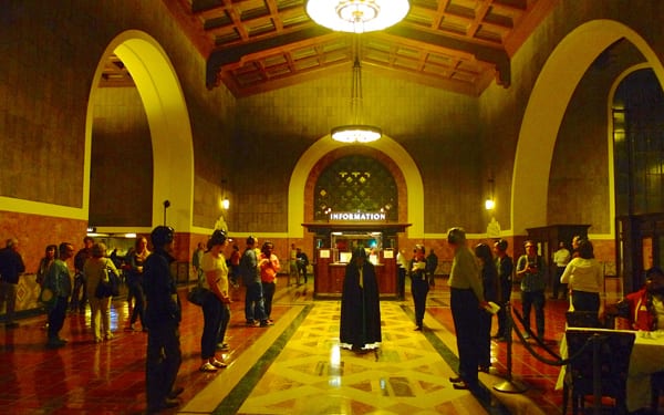 Invisible Cities durante su actuación del año pasado en Union Station. Foto: Alissa Walker.